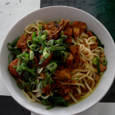 Mie Ayam Biasa Bakso Pak Ateng Gambar 1