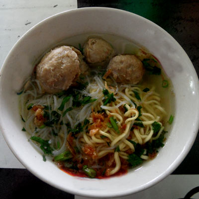 Bakso Komplet Dengan Nasi Pak Narto Gambar 1