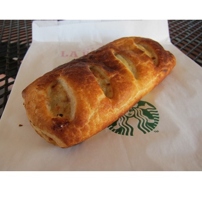 Beef Sausage and Cheese Croissant Starbucks Gambar 1